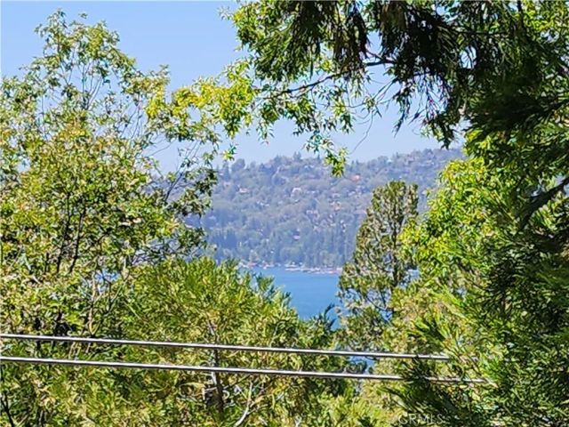 334 Highland Drive, Lake Arrowhead, CA 92352