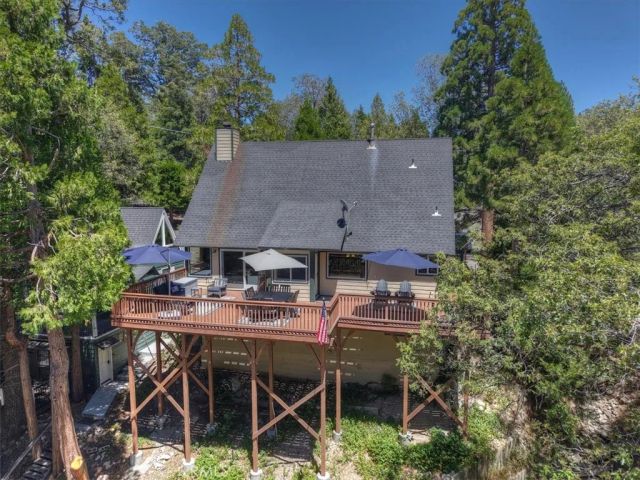 334 Highland Drive, Lake Arrowhead, CA 92352