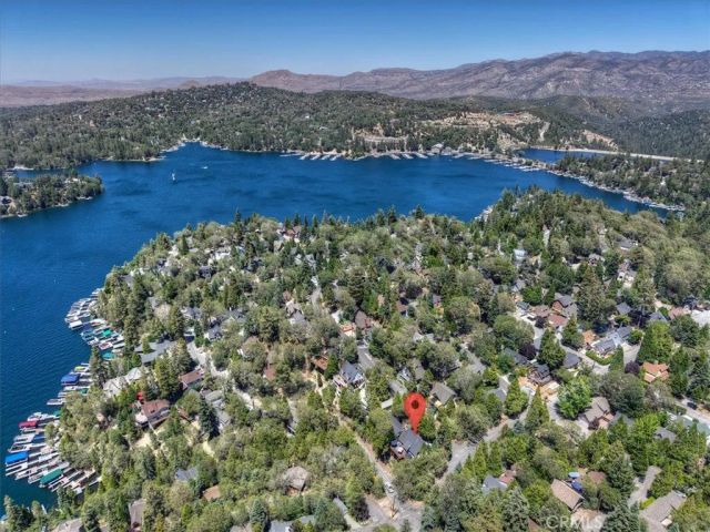 334 Highland Drive, Lake Arrowhead, CA 92352