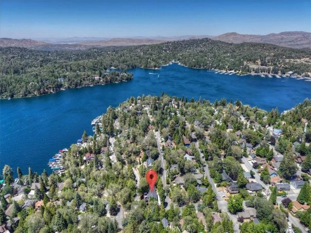 334 Highland Drive, Lake Arrowhead, CA 92352