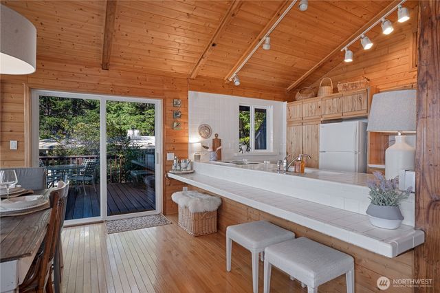 108 Herron Lane NW, Lakebay, WA 98349
