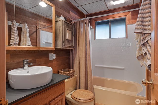 108 Herron Lane NW, Lakebay, WA 98349
