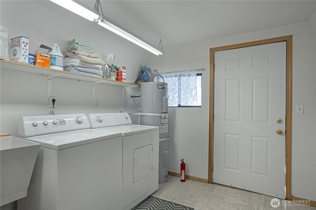 108 Herron Lane NW, Lakebay, WA 98349
