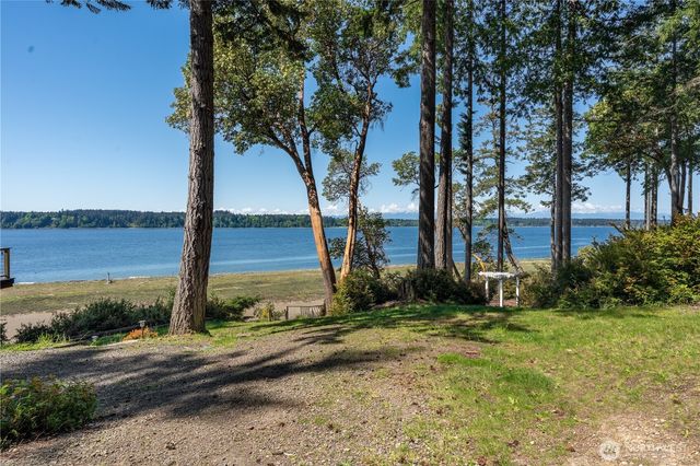 108 Herron Lane NW, Lakebay, WA 98349