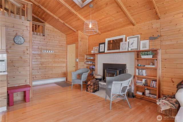 108 Herron Lane NW, Lakebay, WA 98349