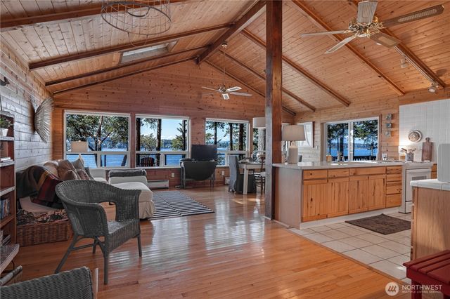 108 Herron Lane NW, Lakebay, WA 98349