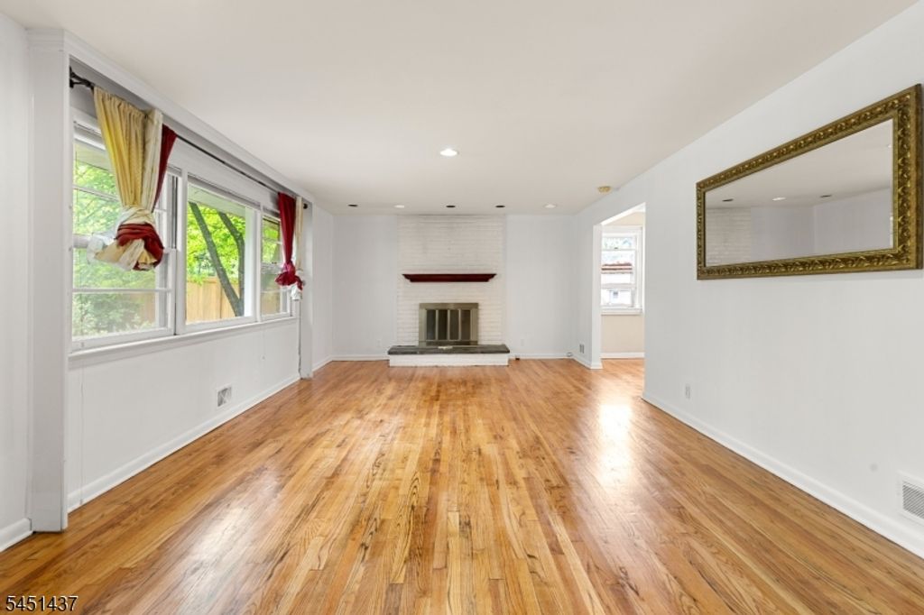 29 Devonshire Ter, West Orange Twp., NJ 07052 — photo 5