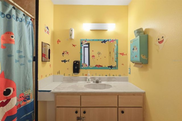 601 N PEACH STREET, Bunnell, FL 32110