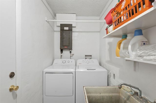 601 N PEACH STREET, Bunnell, FL 32110