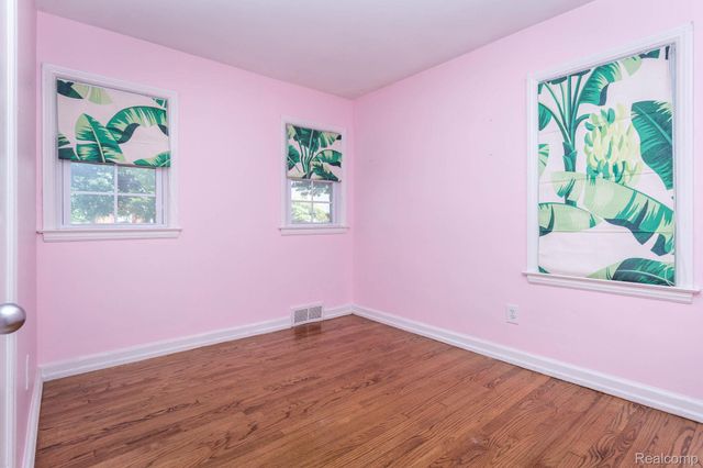 4237 Wakefield Road, Berkley, MI 48072