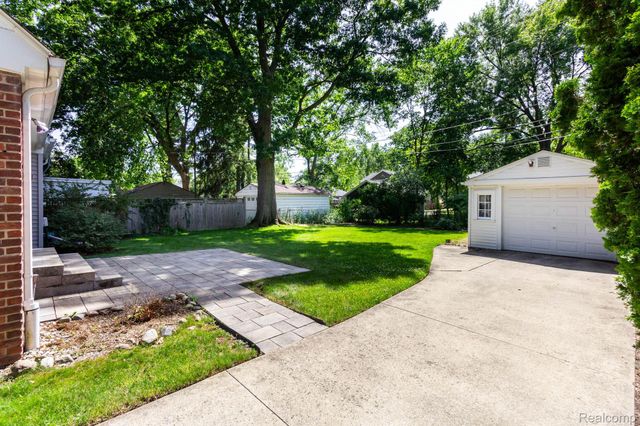 4237 Wakefield Road, Berkley, MI 48072