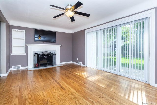 4237 Wakefield Road, Berkley, MI 48072