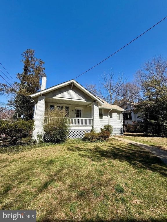 228 MANOR CIR, Takoma Park, MD 20912