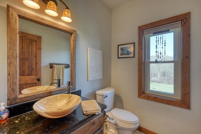 296 Flowers Drive, Blairsville, GA 30512