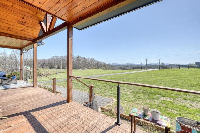 296 Flowers Drive, Blairsville, GA 30512