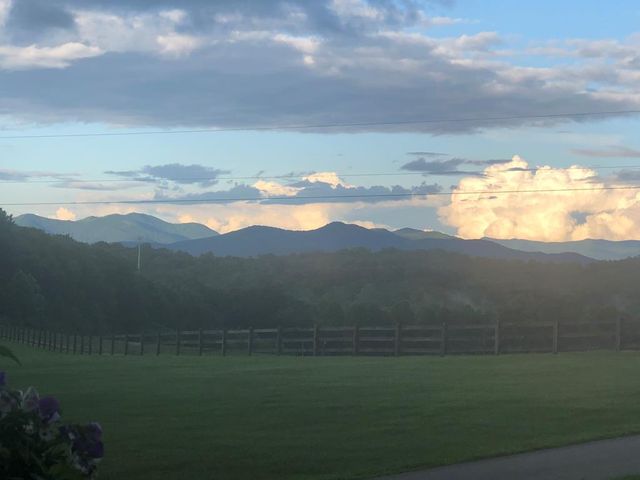 296 Flowers Drive, Blairsville, GA 30512