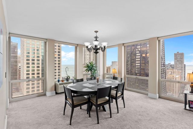 111 E Chestnut Street 30A, Chicago, IL 60611