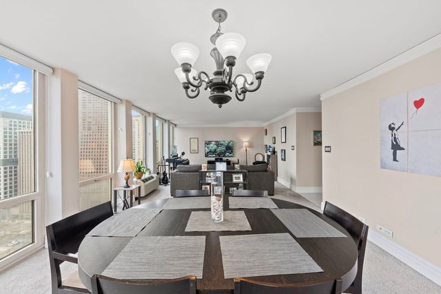 111 E Chestnut Street 30A, Chicago, IL 60611