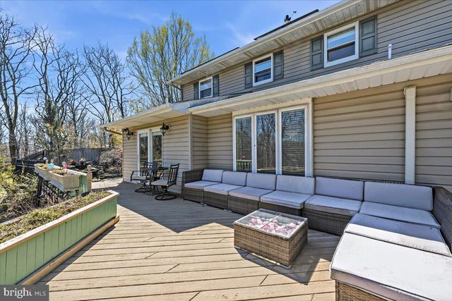 164 CHESTNUT OAK DR, Tannersville, PA 18372