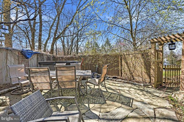 164 CHESTNUT OAK DR, Tannersville, PA 18372