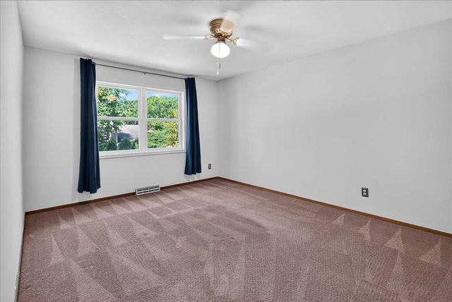 5713 Highland Way, Middleton, WI 53562
