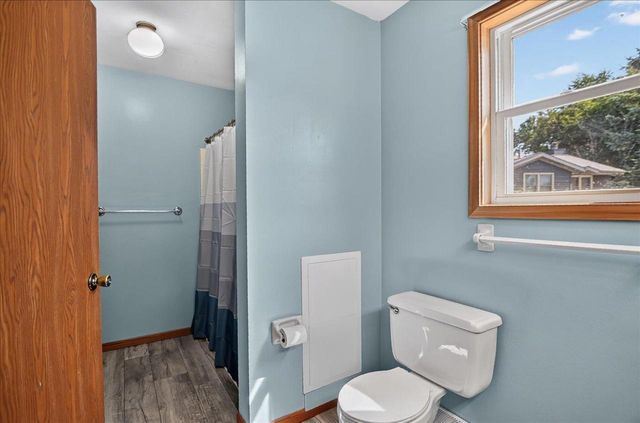 5713 Highland Way, Middleton, WI 53562