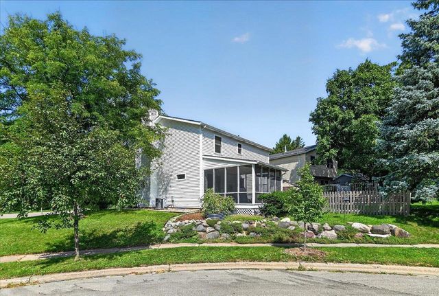 5713 Highland Way, Middleton, WI 53562