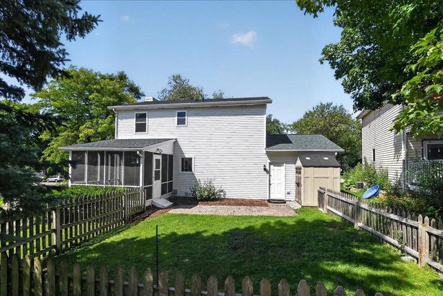 5713 Highland Way, Middleton, WI 53562