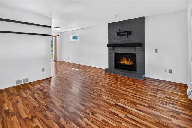 5713 Highland Way, Middleton, WI 53562