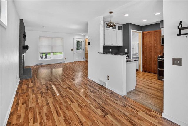 5713 Highland Way, Middleton, WI 53562