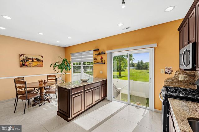 804 DAHLIA CIRCLE, Dayton, NJ 08810