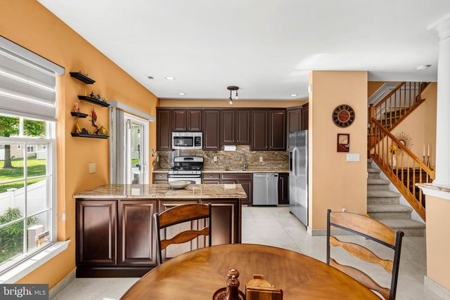 804 DAHLIA CIRCLE, Dayton, NJ 08810