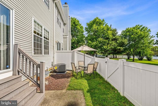 804 DAHLIA CIRCLE, Dayton, NJ 08810