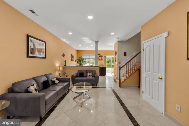 804 DAHLIA CIRCLE, Dayton, NJ 08810