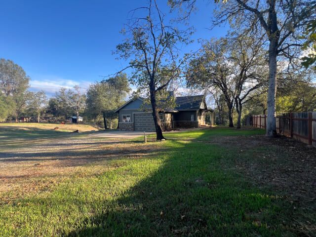 16837 Dot Lane, Anderson, CA 96007