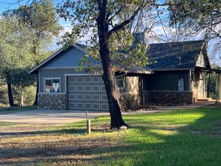 16837 Dot Lane, Anderson, CA 96007