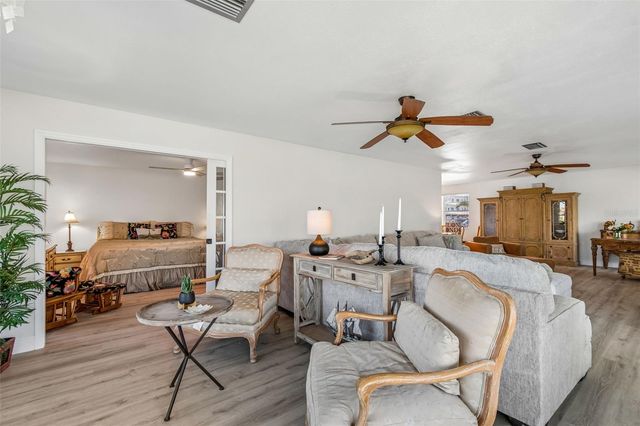 5960 30TH AVENUE S 114, Gulfport, FL 33707