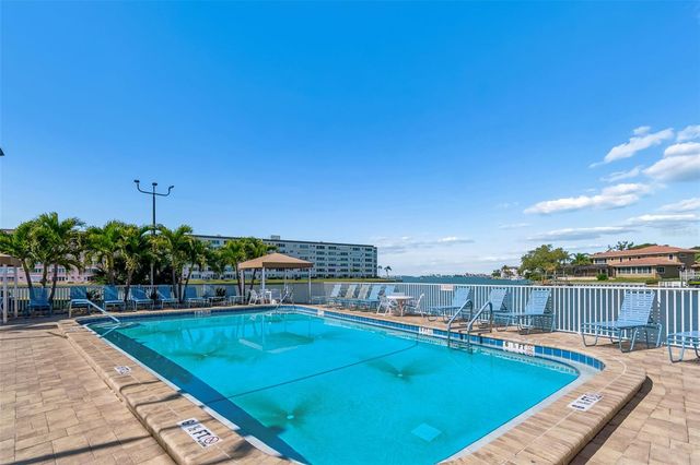 5960 30TH AVENUE S 114, Gulfport, FL 33707
