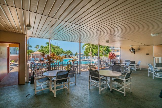 5960 30TH AVENUE S 114, Gulfport, FL 33707