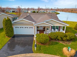 110 Jockey Court, Grayslake, IL 60030