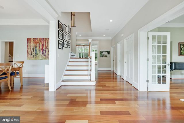 2233 VAN BUREN CT, Falls Church, VA 22043