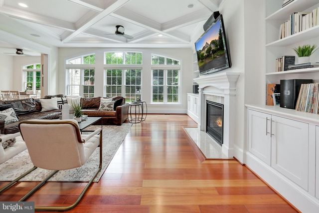 2233 VAN BUREN CT, Falls Church, VA 22043
