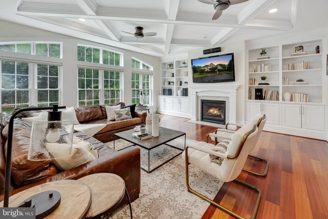 2233 VAN BUREN CT, Falls Church, VA 22043