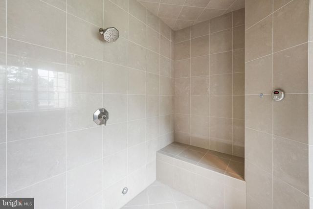 2233 VAN BUREN CT, Falls Church, VA 22043