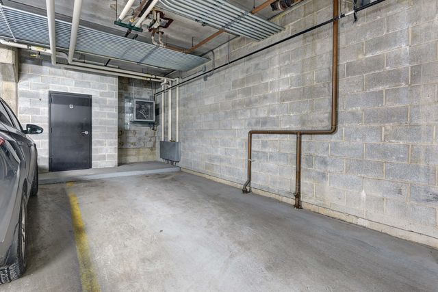 450 S WESTERN Avenue 506, Des Plaines, IL 60016