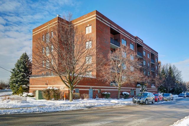 450 S WESTERN Avenue 506, Des Plaines, IL 60016