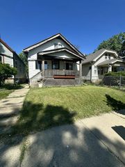 3833 N 3rd STREET, Milwaukee, WI 53212