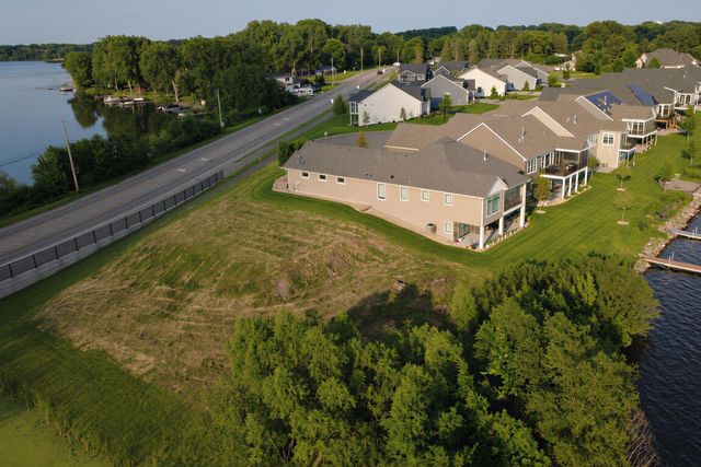 7196 Lavalle Drive, Hugo, MN 55038