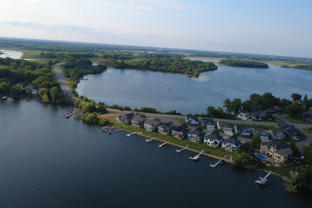 7196 Lavalle Drive, Hugo, MN 55038