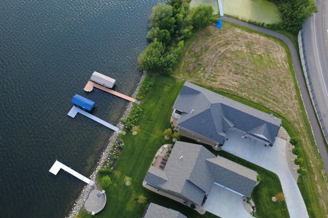 7196 Lavalle Drive, Hugo, MN 55038